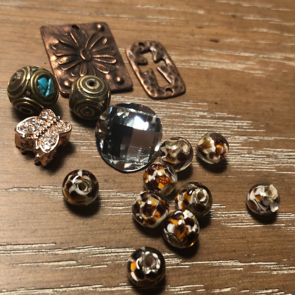 Bead Lot - Picture 12 of 12